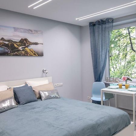 Wlr Apartments - Hoza I วอร์ซอ ภายนอก รูปภาพ