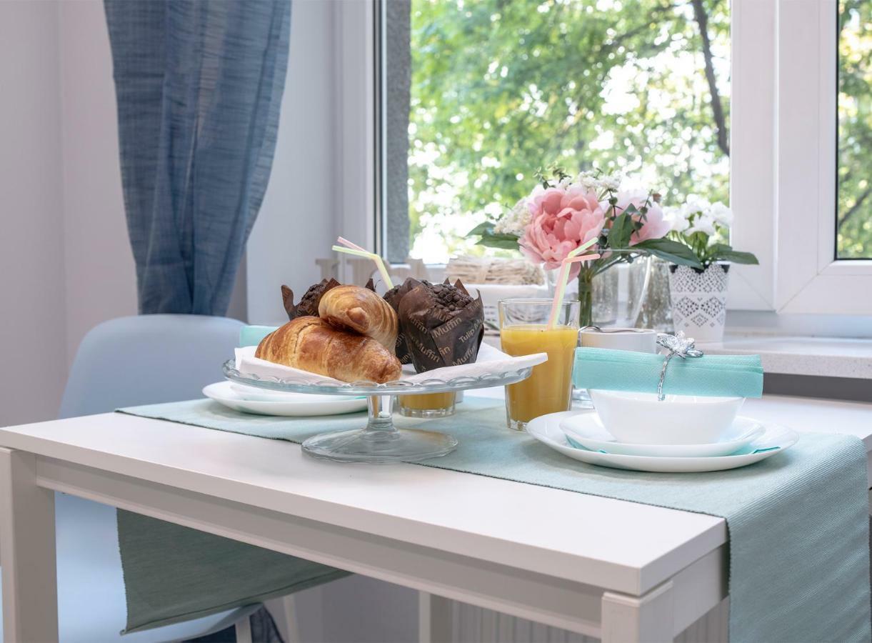Wlr Apartments - Hoza I วอร์ซอ ภายนอก รูปภาพ