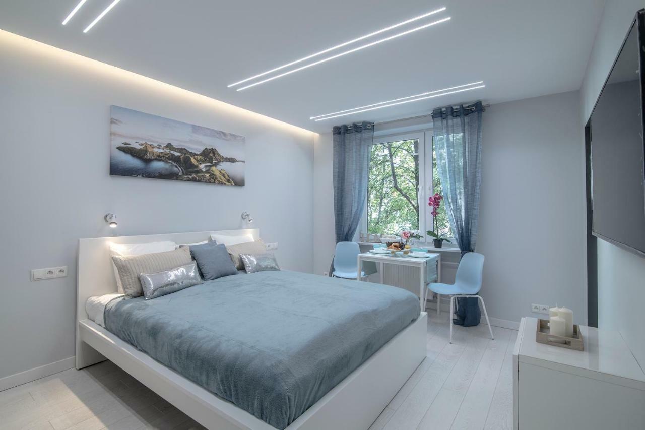 Wlr Apartments - Hoza I วอร์ซอ ภายนอก รูปภาพ