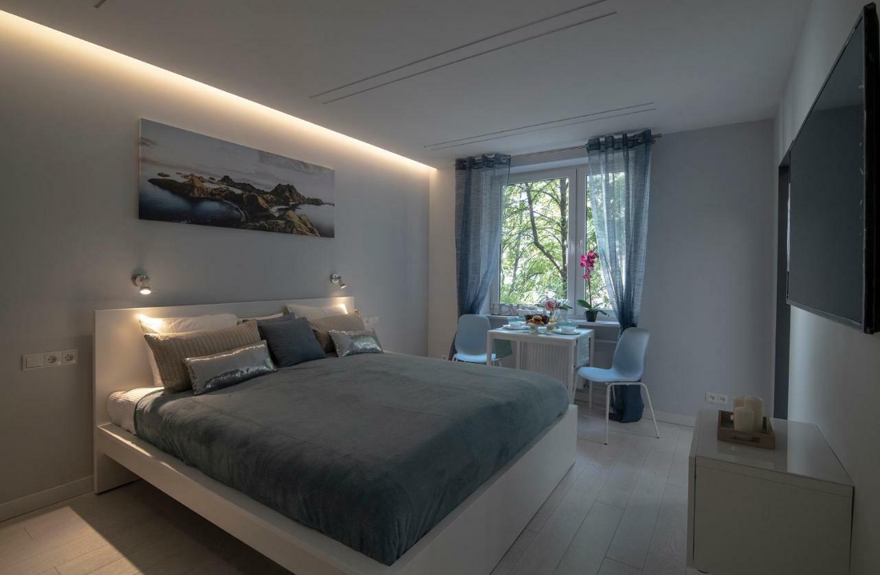 Wlr Apartments - Hoza I วอร์ซอ ภายนอก รูปภาพ