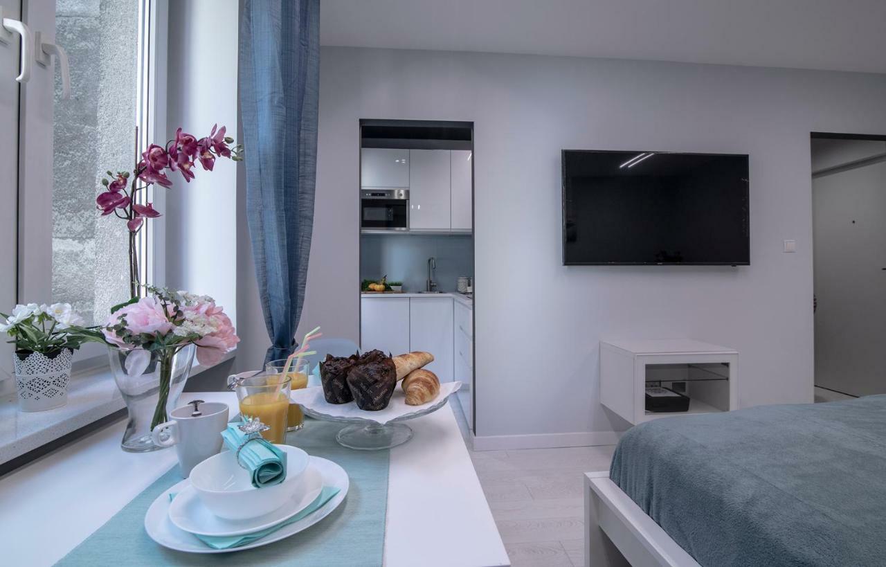 Wlr Apartments - Hoza I วอร์ซอ ภายนอก รูปภาพ
