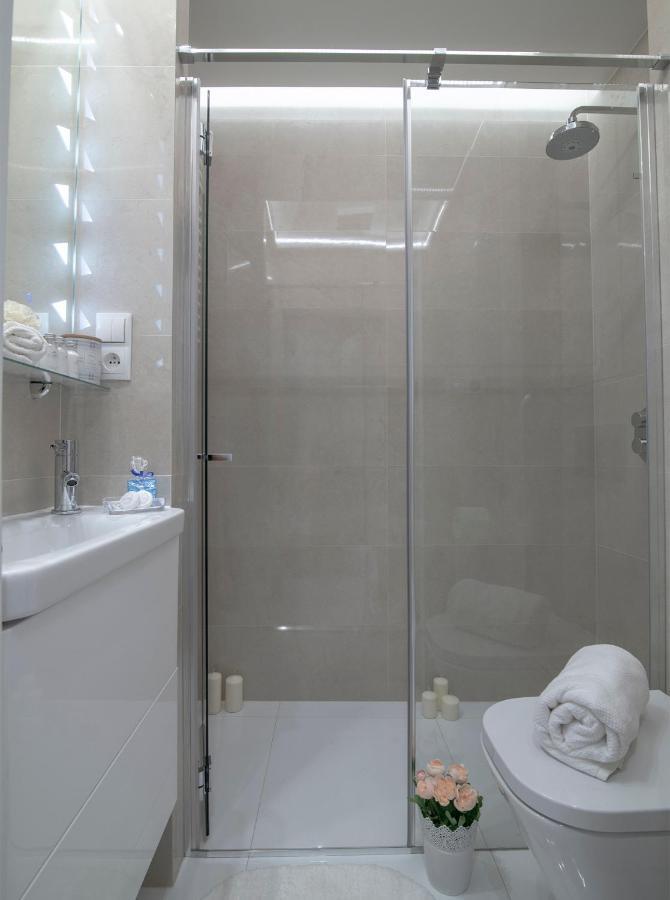 Wlr Apartments - Hoza I วอร์ซอ ภายนอก รูปภาพ