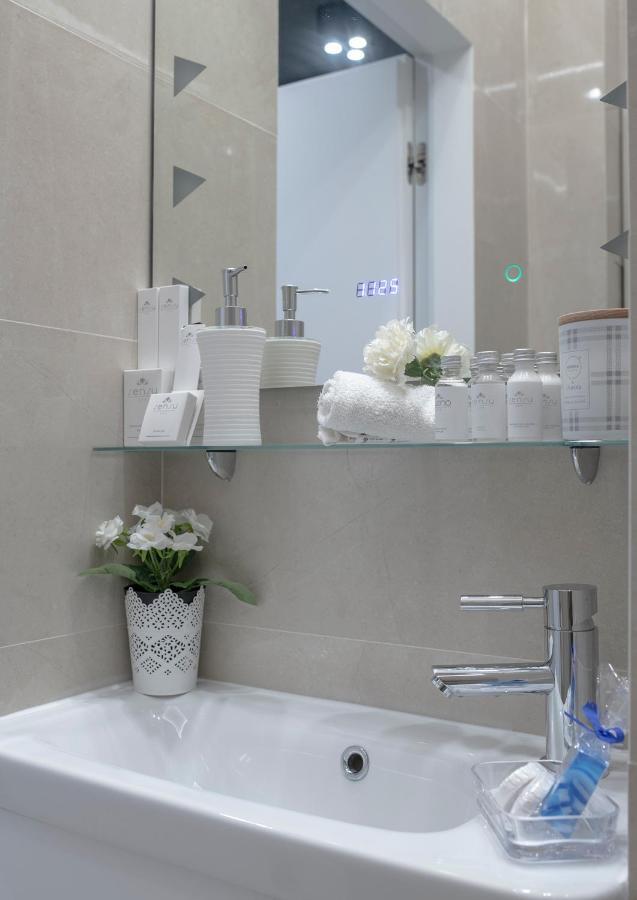Wlr Apartments - Hoza I วอร์ซอ ภายนอก รูปภาพ